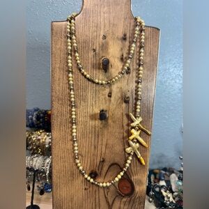 Elegant genuine Pearl Beaded Necklace